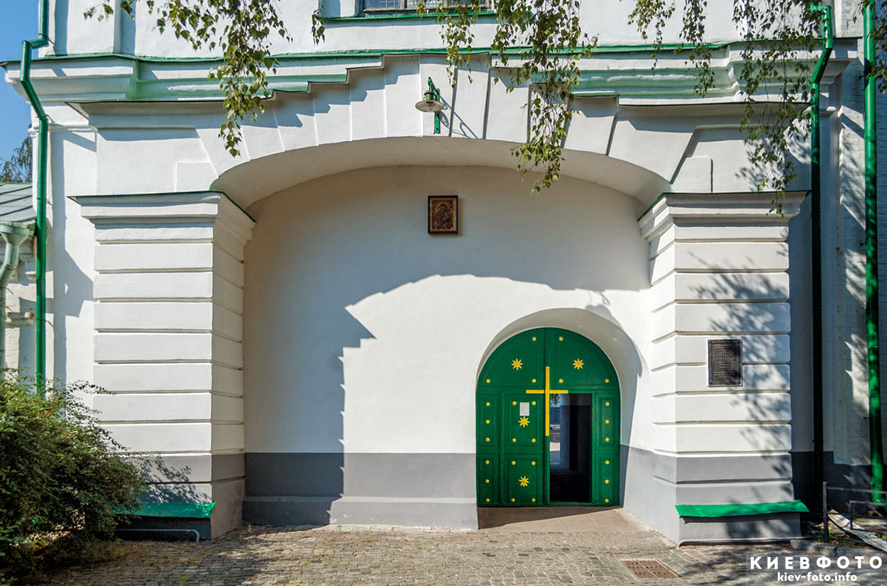 Колокольня Флоровского монастыря (XVIII-XIX вв.)
