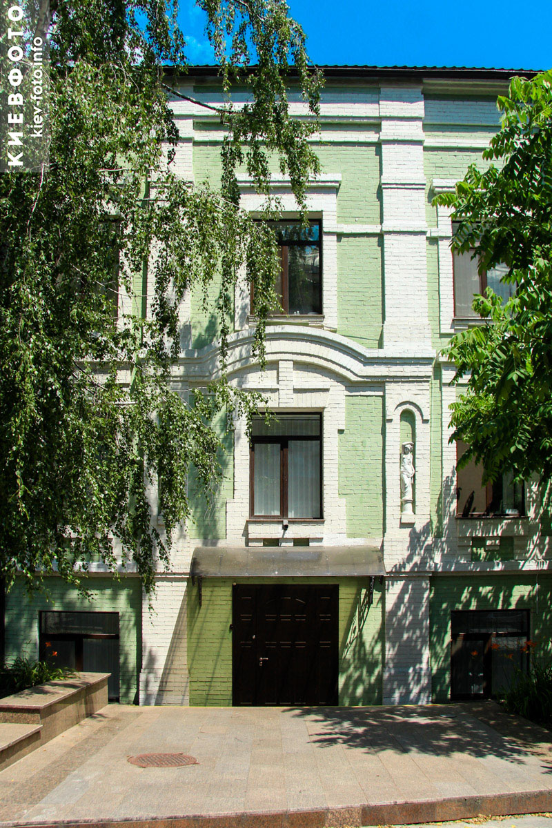 Бехтеревский переулок 12Б. Бывшая гостиница Покровского монастыря, 1912-1913 гг.