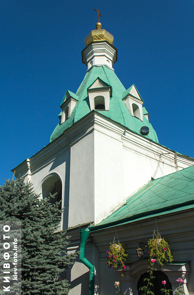 Колокольня Ильинской церкви с корпусом Малой бурсы