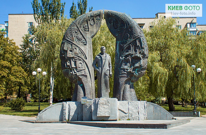 Памятник Георгию Гонгадзе и журналистам, погибшим за свободу слова