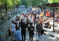 В Киеве открыли обновленную аллею художников